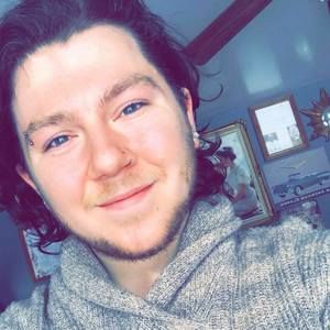 Meet your Posher, Zachary